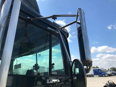 International 9900 Door Mirror
