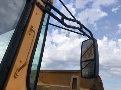 International CE Door Mirror