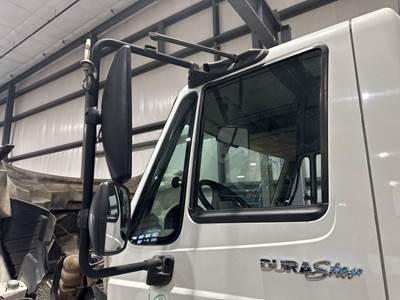 International DuraStar 4300 Door Mirror for a International Durastar (4300)
