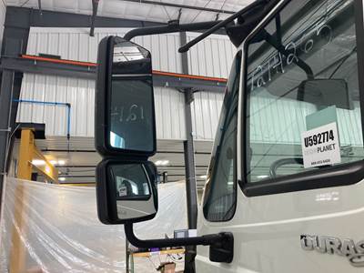 International DuraStar 4400 Door Mirror for a International Durastar (4400)