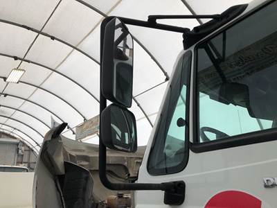 International DuraStar 4400 Door Mirror for a International Durastar (4400)
