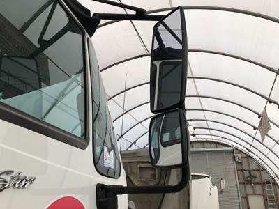 International DuraStar 4400 Door Mirror for a International Durastar (4400)