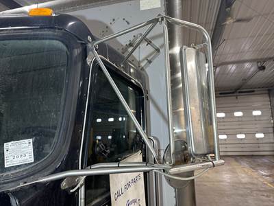 Kenworth T300 Door Mirror