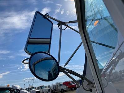 Kenworth T370 Door Mirror