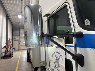 Kenworth T370 Door Mirror