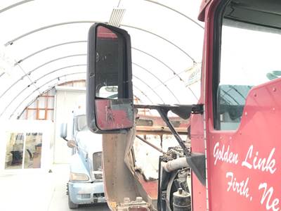Kenworth T600 Door Mirror