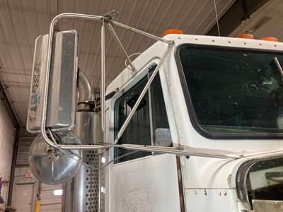 Kenworth T600 Door Mirror