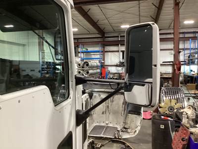 Kenworth T600 Door Mirror