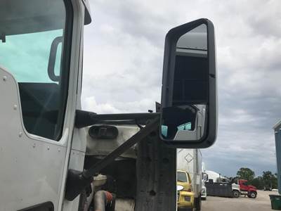 Kenworth T660 Door Mirror