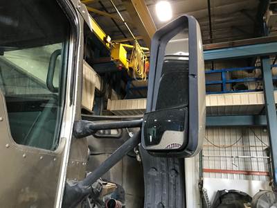 Kenworth T660 Door Mirror