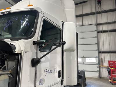 Kenworth T660 Door Mirror