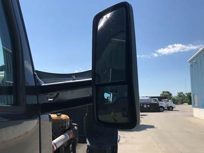 Kenworth T680 Door Mirror