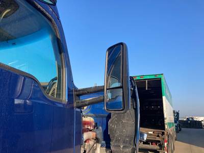 Kenworth T680 Door Mirror