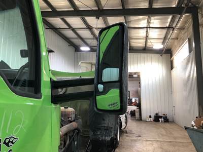 Kenworth T680 Door Mirror