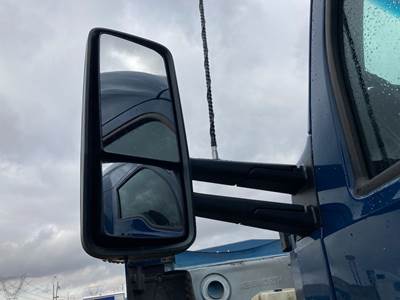 Kenworth T680 Door Mirror
