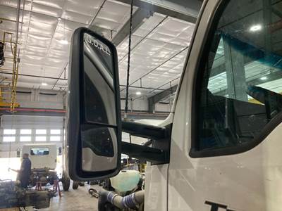 Kenworth T680 Door Mirror