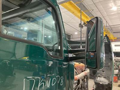 Kenworth T680 Door Mirror