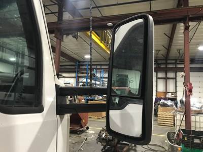 Kenworth T680 Door Mirror