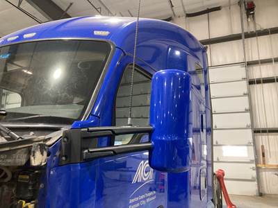 Kenworth T680 Door Mirror