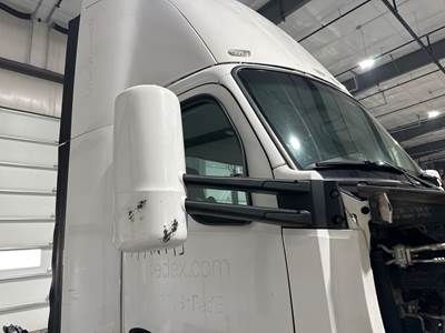 Kenworth T680 Door Mirror