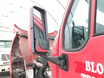 Kenworth T700 Door Mirror