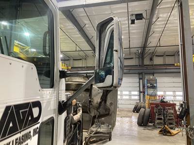 Kenworth T800 Door Mirror