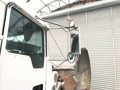 Kenworth T800 Door Mirror