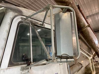 Peterbilt 330 Door Mirror