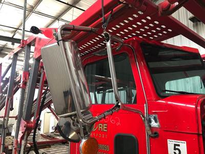 Peterbilt 365 Door Mirror