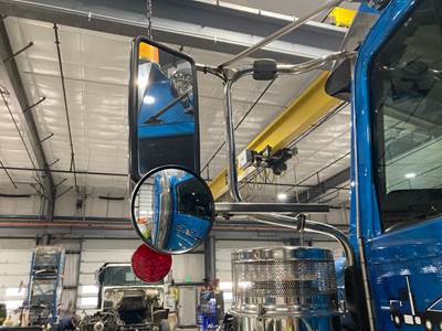 Peterbilt 367 Door Mirror