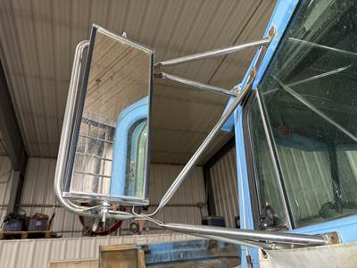 Peterbilt 377 Door Mirror