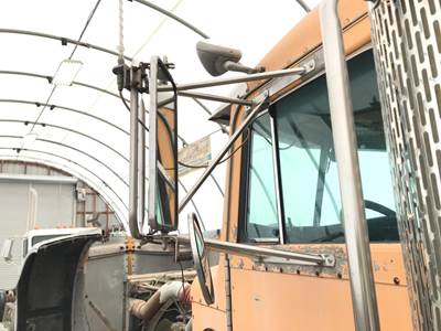 Peterbilt 379 Door Mirror