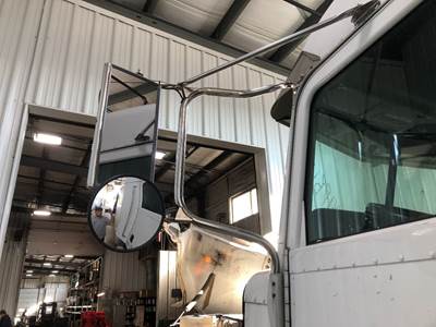 Peterbilt 386 Door Mirror
