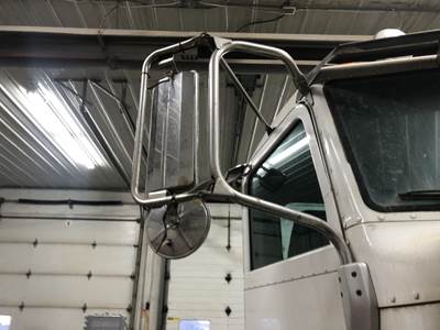 Peterbilt 386 Door Mirror
