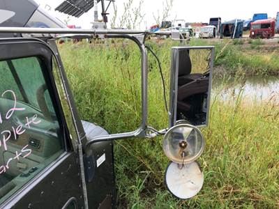 Peterbilt 386 Door Mirror