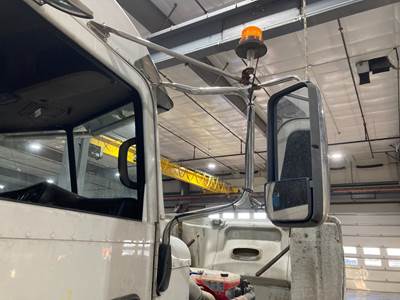 Peterbilt 386 Door Mirror