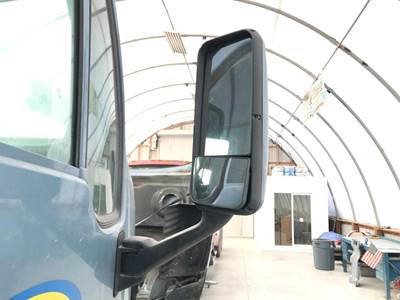 Peterbilt 387 Door Mirror