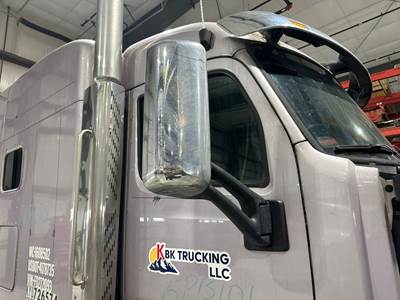 Peterbilt 567 Door Mirror