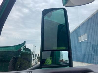 Peterbilt 579 Door Mirror