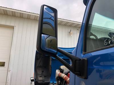 Peterbilt 579 Door Mirror