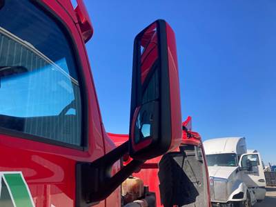 Peterbilt 579 Door Mirror