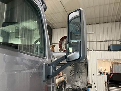 Peterbilt 579 Door Mirror