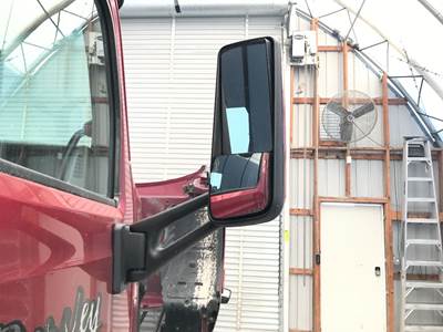 Peterbilt 579 Door Mirror