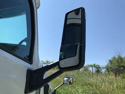 Peterbilt 579 Door Mirror