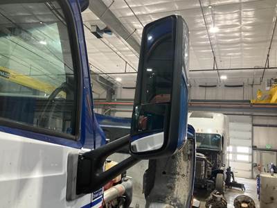 Peterbilt 579 Door Mirror