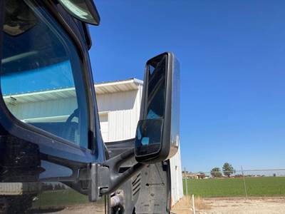 Peterbilt 579 Door Mirror