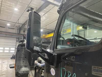 Peterbilt 579 Door Mirror