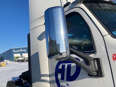 Peterbilt 579 Door Mirror