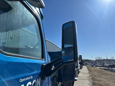 Peterbilt 579 Door Mirror