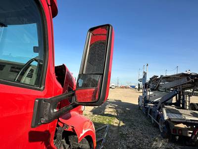 Peterbilt 579 Door Mirror